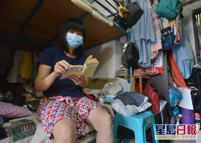政府將會降低在職家庭津貼申請門檻,為期一年,以支援疫情間有經濟困難家庭。資料圖片