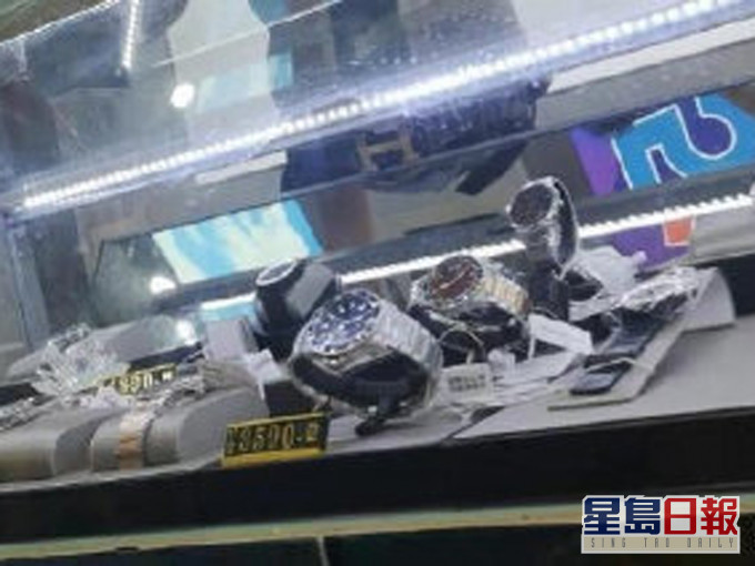 店內手表櫃台。(網上圖片)
