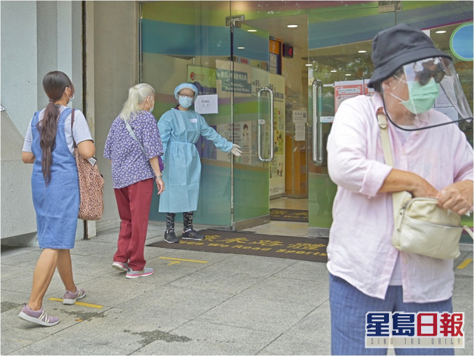 衞生署表示,一名51歲男子接種科興疫苗後出現急性心肌梗塞。資料圖片