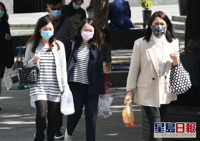 政府明起放宽限聚令至4人 维持至3月3日资料图片