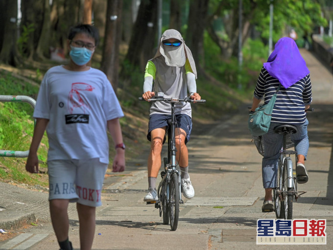 環保署呼籲市民減少戶外逗留。資料圖片