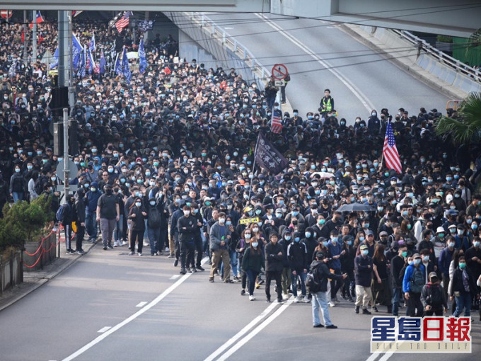 當日大批示威者在金鐘聚集。資料圖片