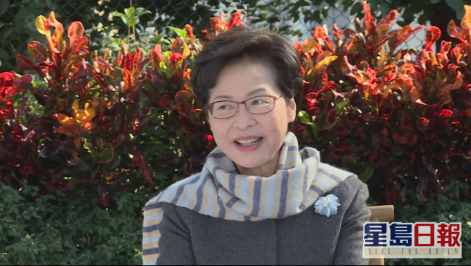 林鄭月娥說,國安法立法後已起立竿見影作用,形容「香港真的平伏了」。影片截圖