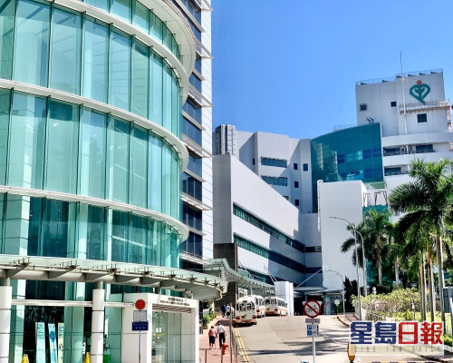 將軍澳醫院一名患者離世後確診。資料圖片