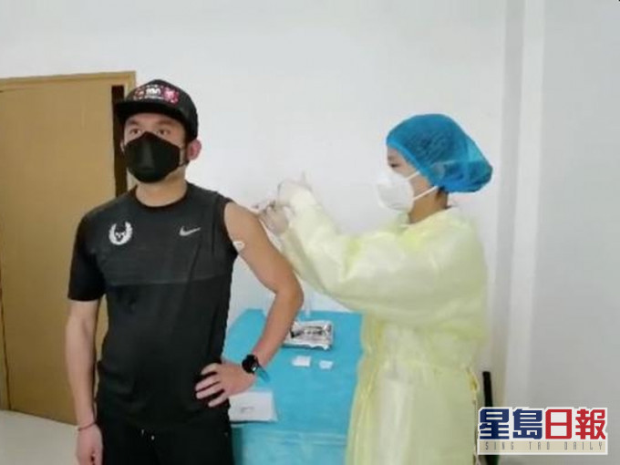 新冠疫苗试验志愿者表示注射完24小时身体一切良好。(网图)