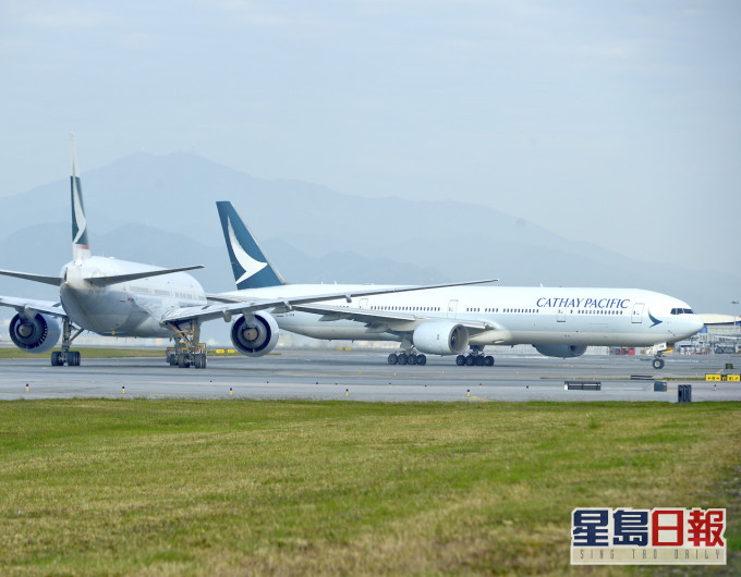 一名國泰航空空姐確診 。資料圖片