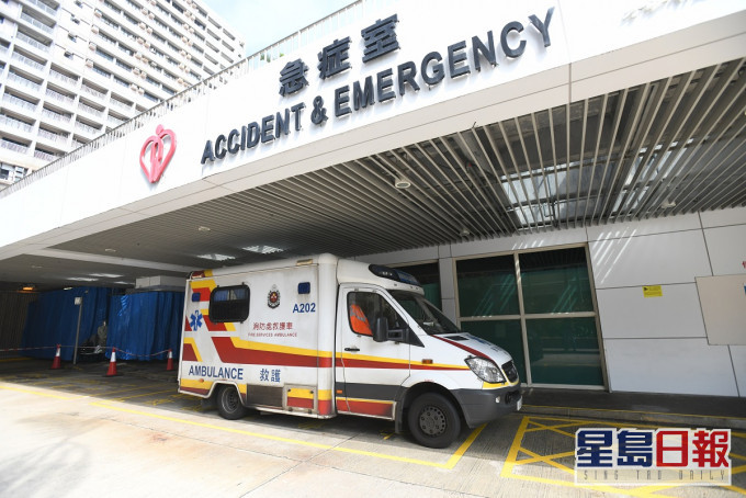 確診的英國男子在東區醫院治療,情況穩定。 資料圖片