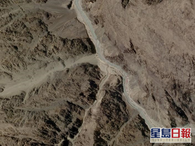 Planet Labs公司拍攝的衛星照片顯示出加勒萬河谷近來的變化。（圖片：Planet）