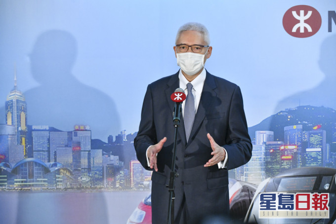 歐陽伯權表示,港鐵最近推出二維碼付費搭車,將兩地拉近一步。資料圖片
