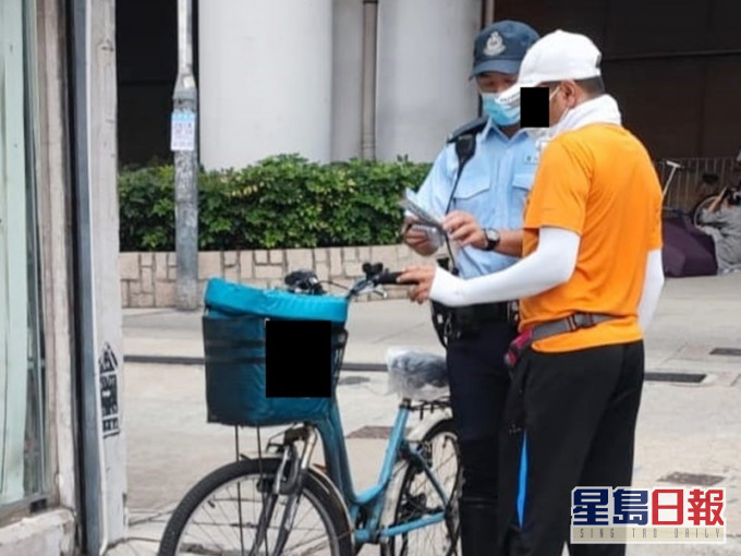元朗警區一連3日在區內多個黑點進行單車安全執法行動。警方圖片