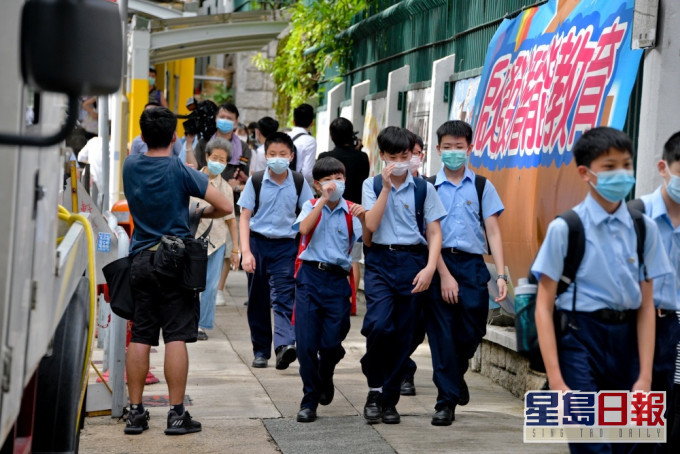 全港學校因應疫情「開學不返校」,將繼續採用網上教學。資料圖片