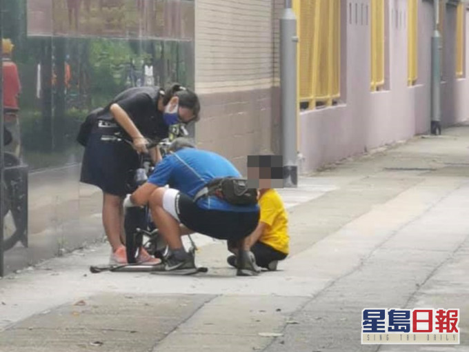 大叔返屋企攞氣泵幫手。Ko Yo圖片