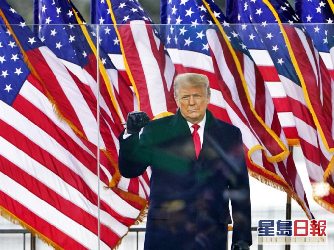 社交媒体Twitter采取行动,威胁会永久取消美国总统特朗普的帐号。AP图片