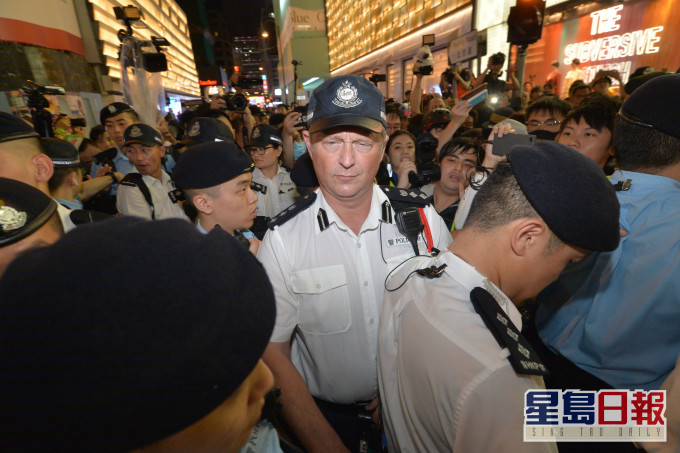 《壹周刊》两名记者涉采访助理警务处长陶辉的调查新闻,离开被捕。 资料图片