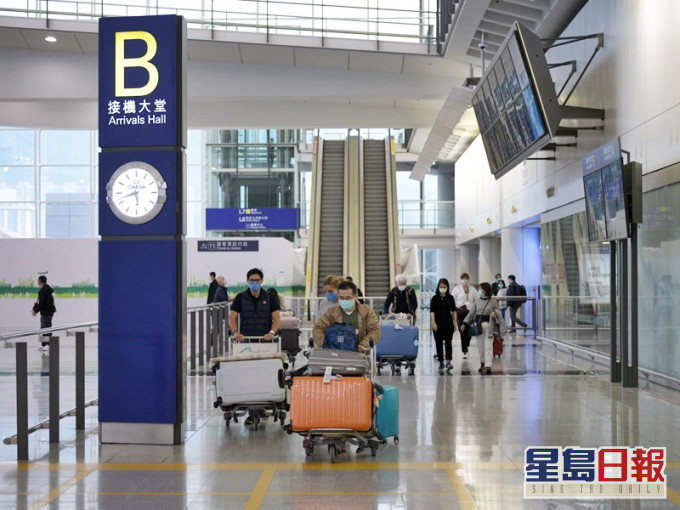 中心提醒外遊人士應避免到有駱駝的農場、農莊或市場。資料圖片