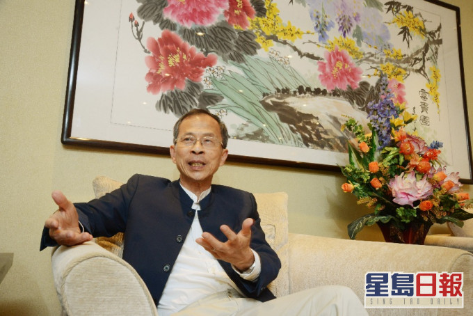 立法會前主席曾鈺成相信今次高官調動與內會風波無關,因高官任命最少一個月前已有決定。(資料圖片)
