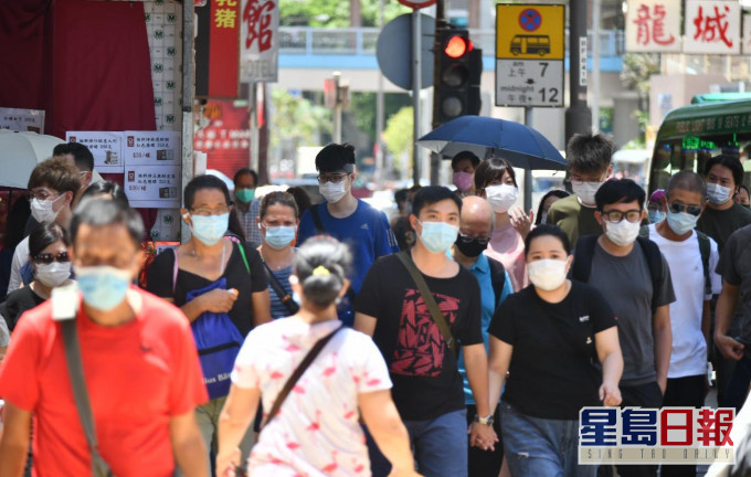 醫學會建議政府可考慮向所有香港市民發放「新冠肺炎醫療券」。