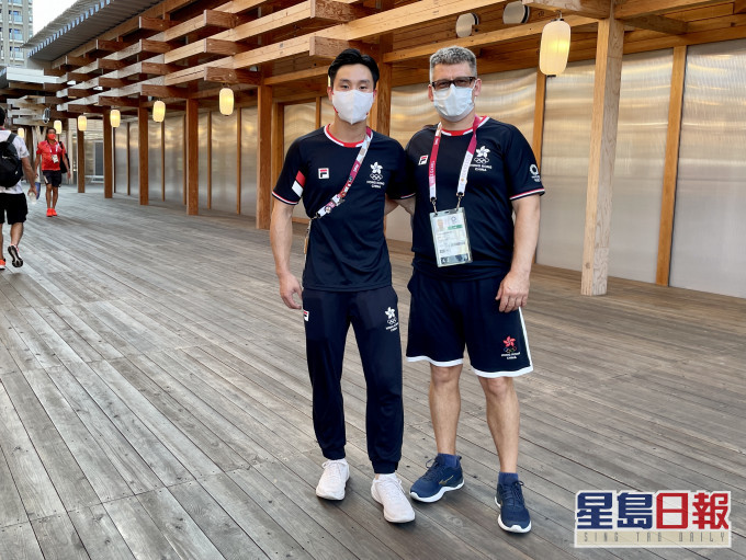 石伟雄(左)矢志争取巴黎奥运资格。梁柏琛摄