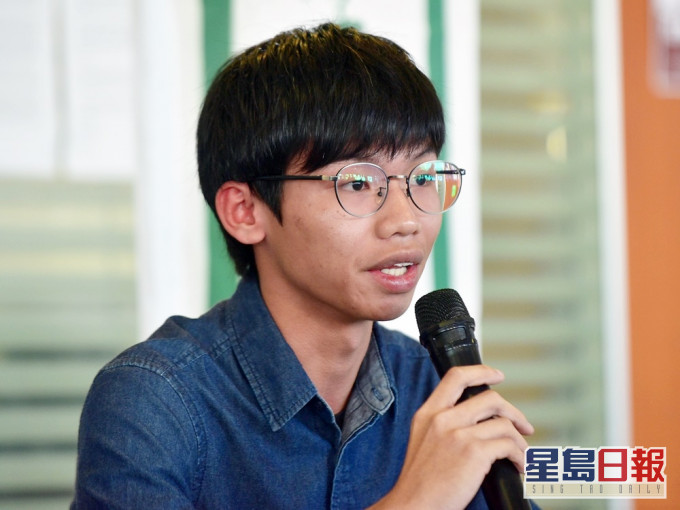 黃之鋒指,鍾翰林在壁屋懲教所遭到無理體罰。資料圖片