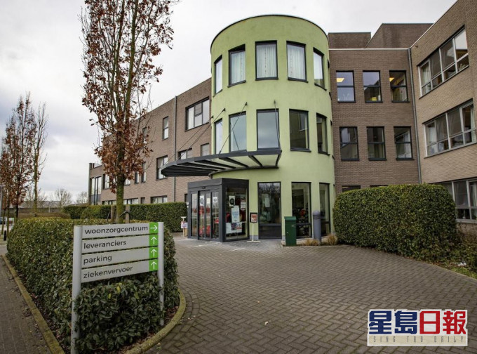 涉事护老院内已共有111人确诊。网图