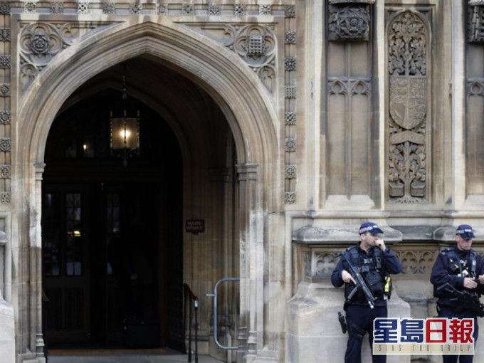 英國國會禁止中國駐英大使鄭澤光進入國會範圍。資料圖片