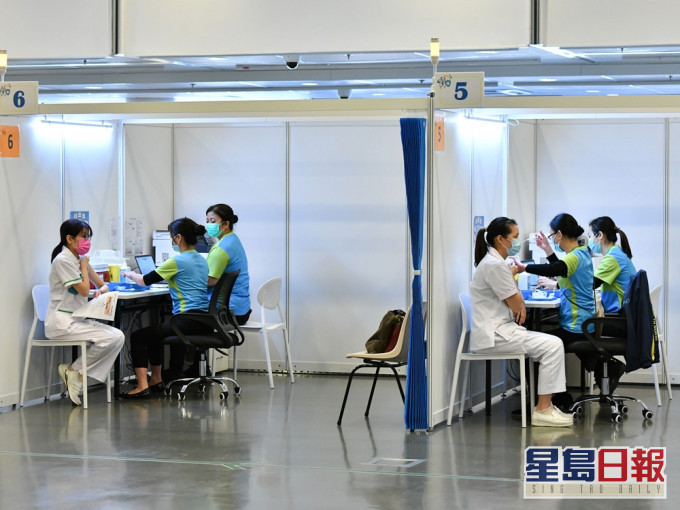 屬優先群組的市民亦可前往私家診所接種科興疫苗。資料圖片
