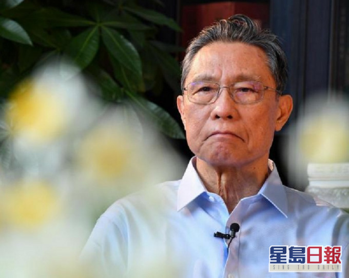 鍾南山表示,冠狀病毒並非一次感染就終生免疫,不能靠集體免疫解決問題。 資料圖片