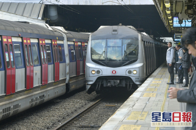 政府指事件導致暫緩東鐵線新信號系統及新列車轉換安排,並可能引致東鐵線過海段的延誤,對此表示非常失望。 資料圖片