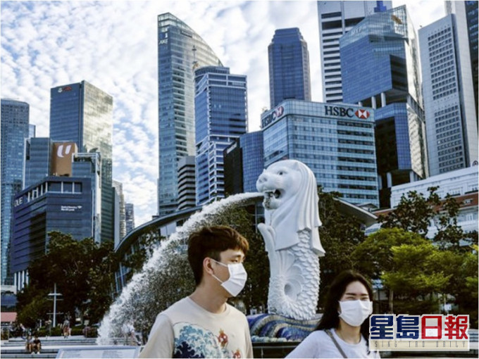 本港下月26日起將重啟與新加坡的「旅遊氣泡」。AP資料圖片