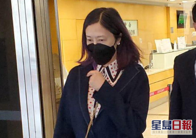 周星馳胞姐周文姫。
