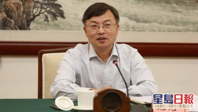 資料顯示,施克輝是全國政協副主席、港澳辦主任夏寶龍的浙江舊部。