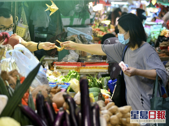 調查發現,香港女性平均期望62歲退休。資料圖片