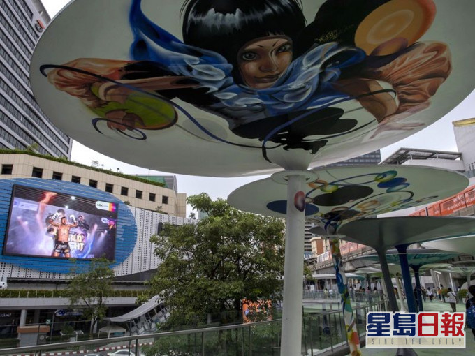 泰國受疫情影響曼谷旅客大減。AP