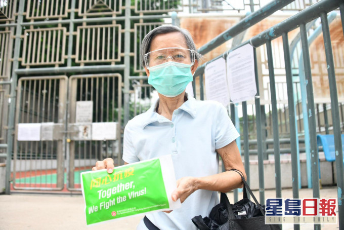 完成采样可获赠一包十个口罩。