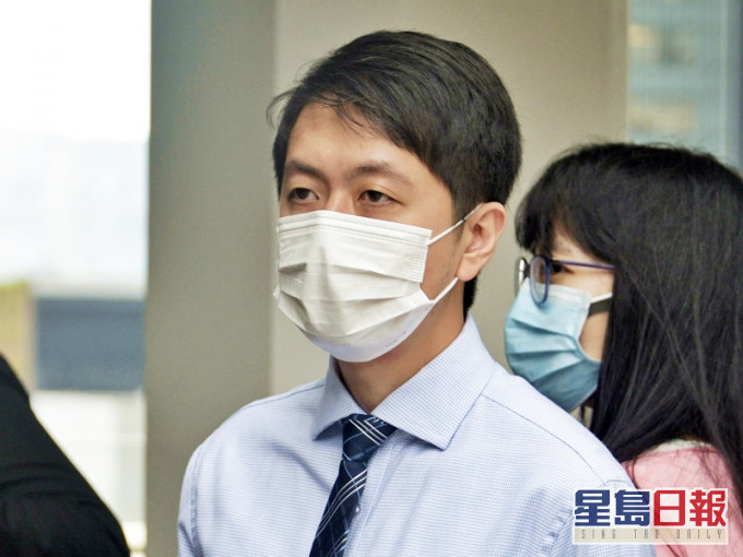 许智峯目前已身处海外。资料图片