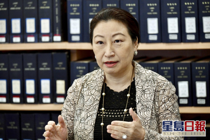 郑若骅指普选的目标没有改变,但如果越走越远,越走越歪,不回到正轨,就很难达到最终目的。资料图片