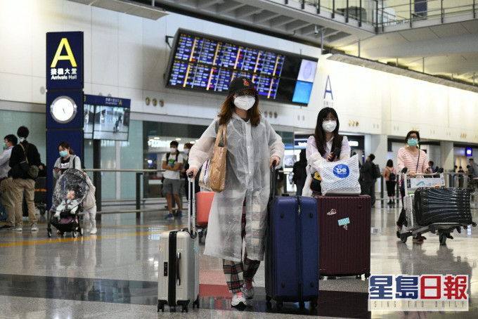 初步確診個案,當中至少12人有外遊紀錄。 資料圖片