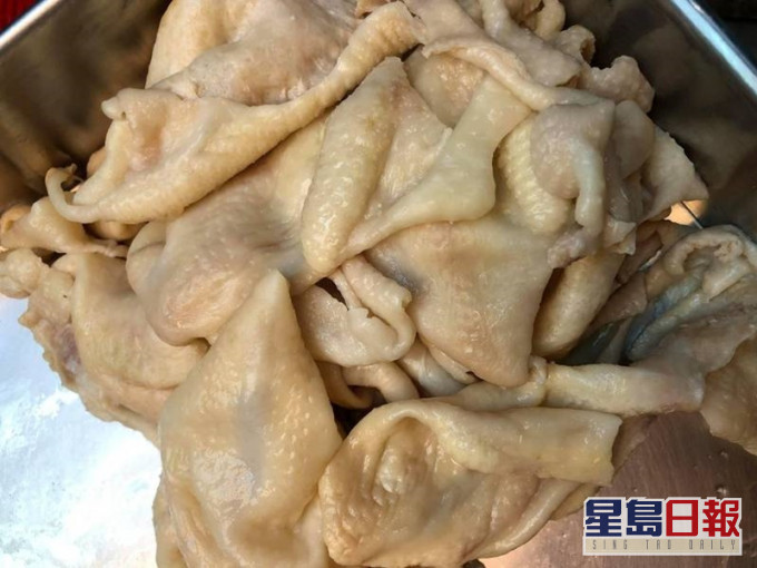 无理客人为买不到鸡皮狂轰店家。fb