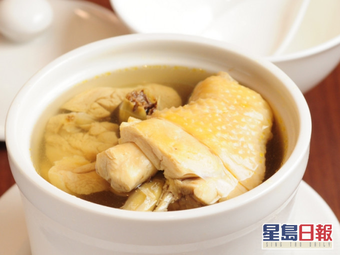 曾有相关研究在医学杂志上发表,指鸡汤可能有抗发炎作用,但仍需要更多研究来仔细实证。资料图片