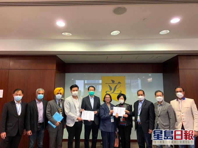 郑泳舜及叶刘淑仪等,约见区志光及入境处官员。