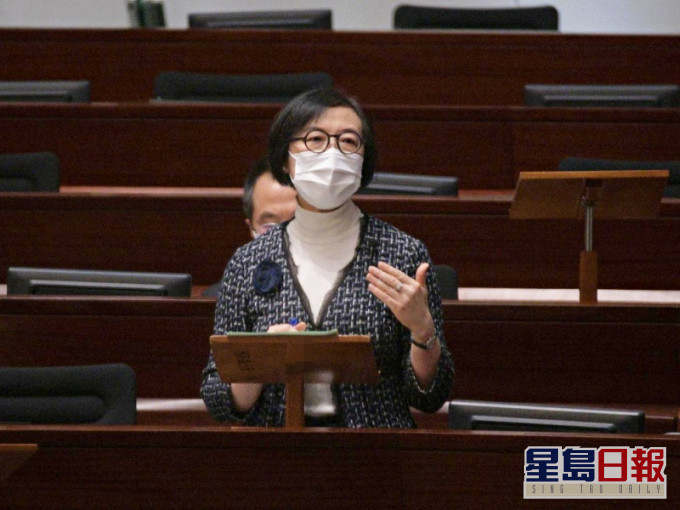陳肇始指正研究酒店檢疫風險。