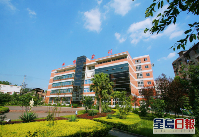 重慶藝術文化職業學校堅持無接種者不得入學。互聯網圖片