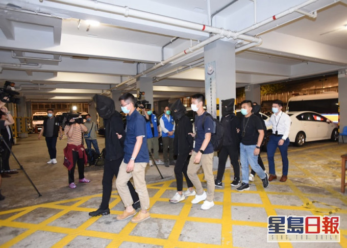 警方拘5人涉非法收债。