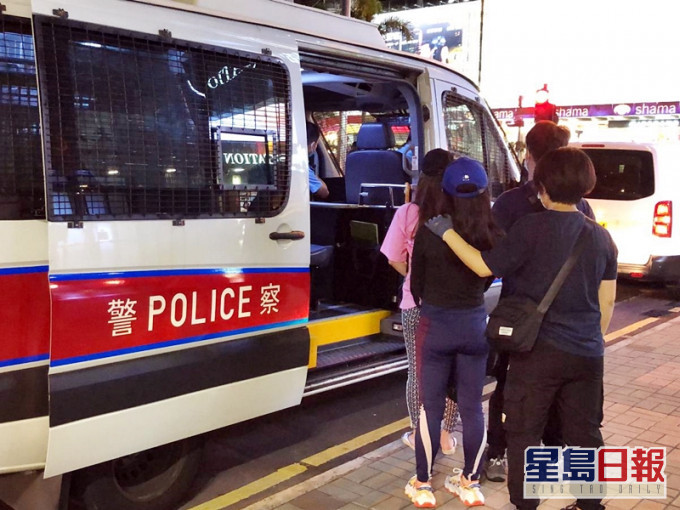 警方本月14日至16日一連三日於油尖區進行掃黃行動。警方圖片