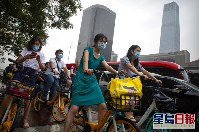 逾7成美国人认为北京应为疫情负责。AP图片