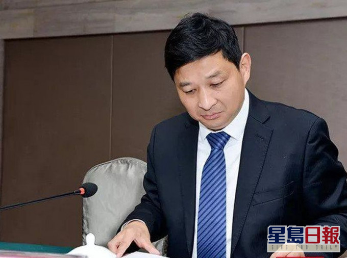 张家界旅游集团前董事长戴名清堕桥身亡,终年53岁。网图