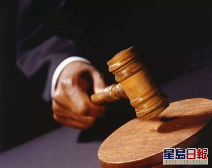 儿子违反承诺将已故亲生父母「合葬」,遭继母起诉其侵权。