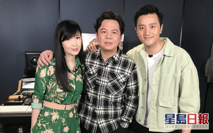 周慧敏和伍仲衡接受主持許文軒訪問。