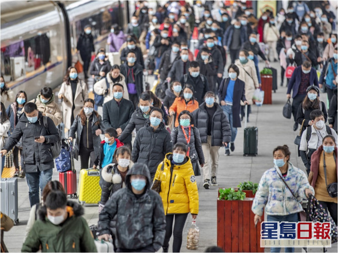 春节客运比去年下降58% 迎来了「慢春节」。新华社图片
