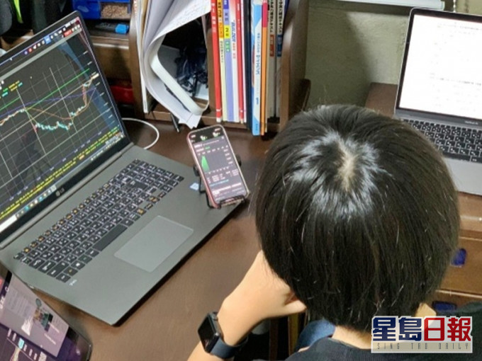 小春的父親教他投資及炒股,一年後他便賺到「第一桶金」約1,000萬日圓。網圖
